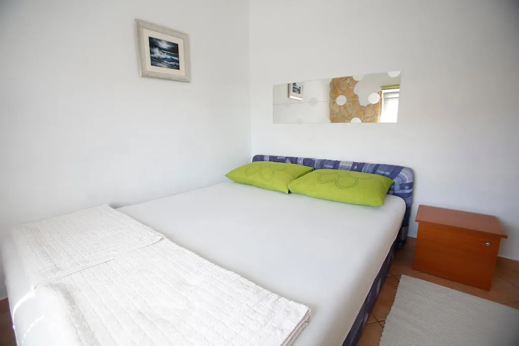 Apartments Pavlic Vir, Zadar County  Vir